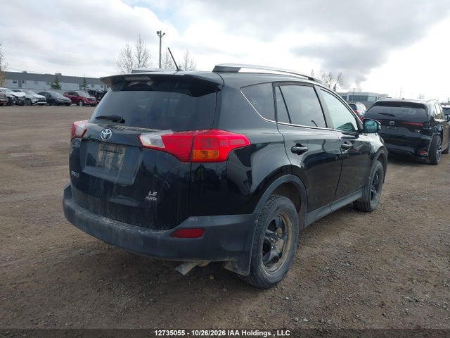2T3BFREV4EW158649 Toyota RAV4 LE