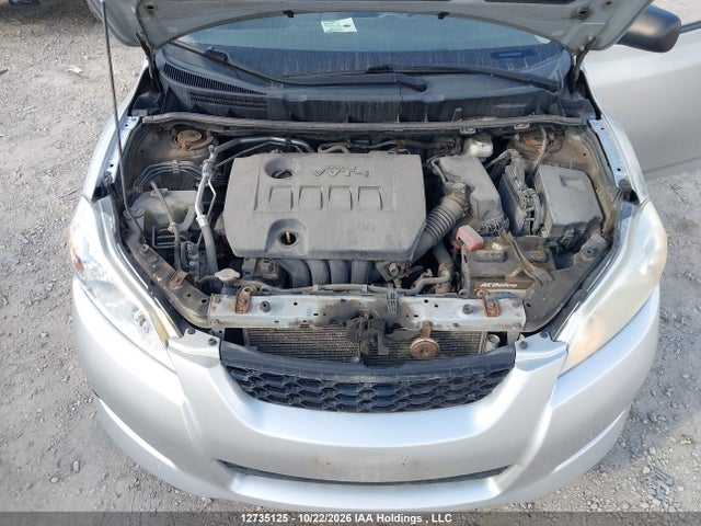 12735125 :رقم المزاد ، 2T1KU4EE8CC779652 vin ، 2012 Toyota Matrix مزاد بيع