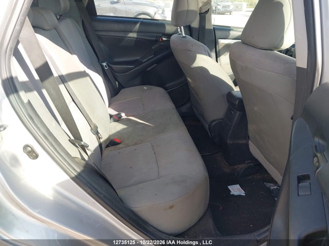 12735125 :رقم المزاد ، 2T1KU4EE8CC779652 vin ، 2012 Toyota Matrix مزاد بيع
