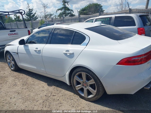 Jaguar Xe 20d Prestige 2018 SAJAK4FN8JCP38820 Image 14