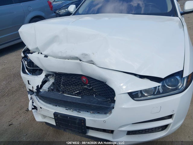 Jaguar Xe 20d Prestige 2018 SAJAK4FN8JCP38820 Image 6