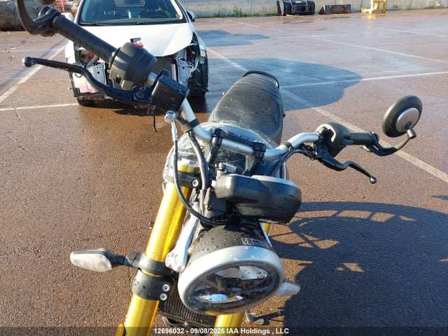 12696032 :رقم المزاد ، SMTT127Y8RNA05825 vin ، 2024 Triumph Motorcycle Speed 400 مزاد بيع