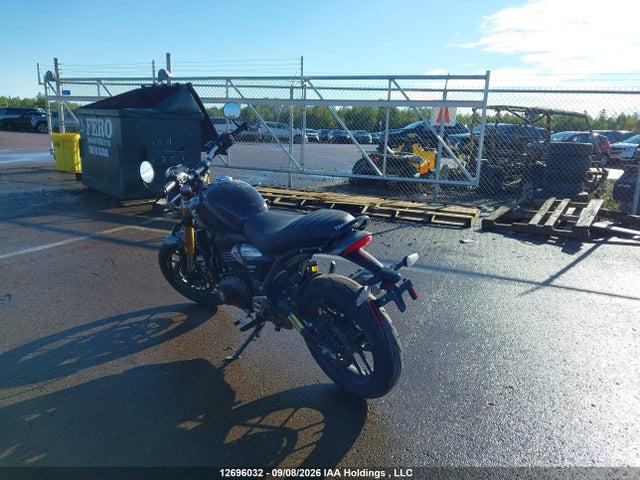 12696032 :رقم المزاد ، SMTT127Y8RNA05825 vin ، 2024 Triumph Motorcycle Speed 400 مزاد بيع