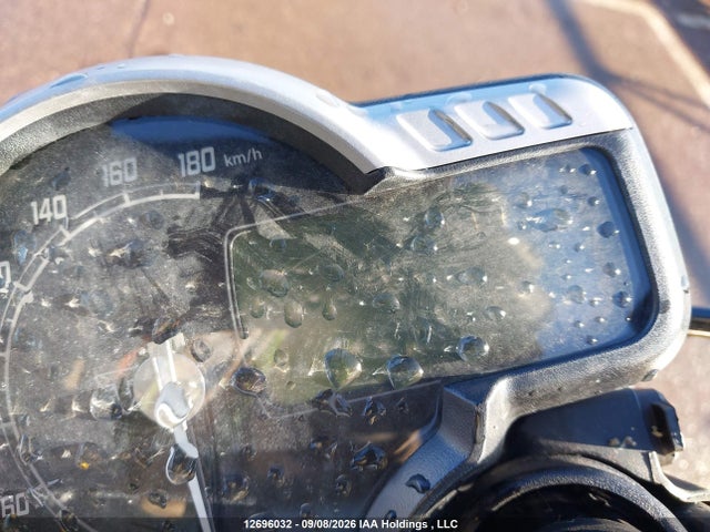 12696032 :رقم المزاد ، SMTT127Y8RNA05825 vin ، 2024 Triumph Motorcycle Speed 400 مزاد بيع