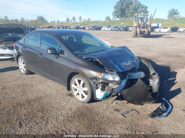 12709452 :رقم المزاد ، 2HGFB2F72DH028292 vin ، 2013 Honda Civic Touring مزاد بيع