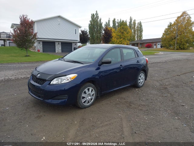 12711291 :رقم المزاد ، 2T1KU4EE1EC132710 vin ، 2014 Toyota Matrix Wagon مزاد بيع