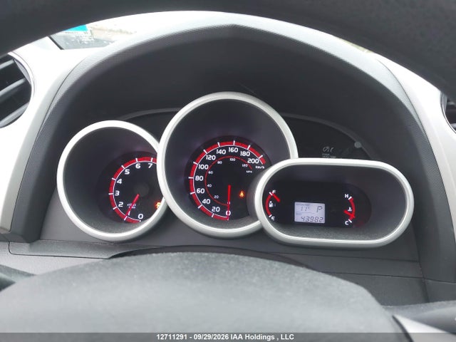 12711291 :رقم المزاد ، 2T1KU4EE1EC132710 vin ، 2014 Toyota Matrix Wagon مزاد بيع