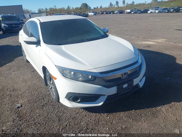 12711384 :رقم المزاد ، 2HGFC2F62JH019933 vin ، 2018 Honda Civic Se مزاد بيع