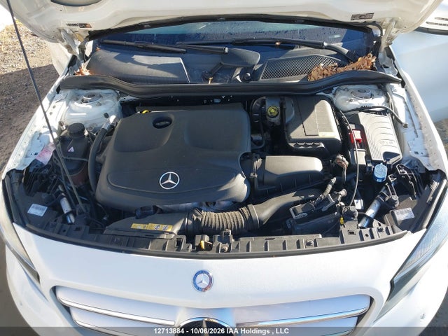 WDCTG4GB1FJ126369 Mercedes-Benz Gla 250 4matic