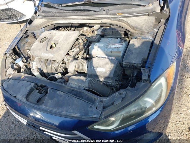 Hyundai Elantra Le 2017 5NPD74LF3HH123536 Image 10