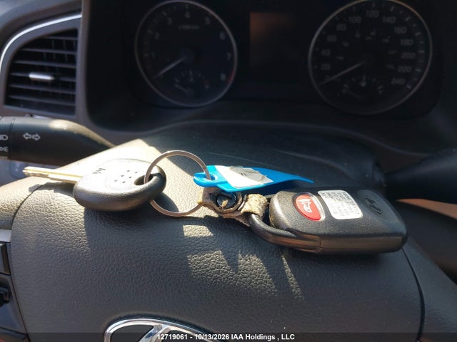 Hyundai Elantra Le 2017 5NPD74LF3HH123536 Image 11