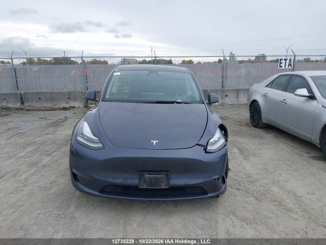 Tesla Model Y 2022 7SAYGDEE2NF488213 Image 12