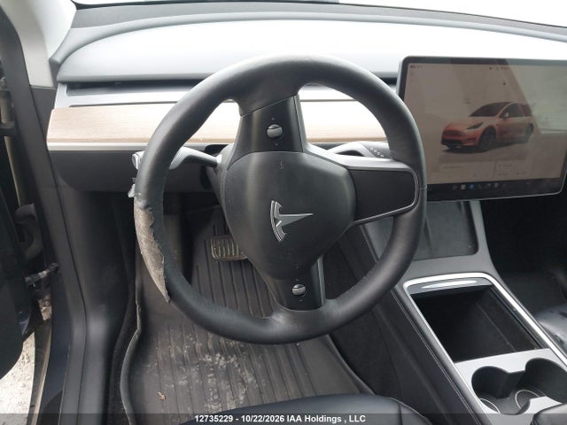Tesla Model Y 2022 7SAYGDEE2NF488213 Image 17