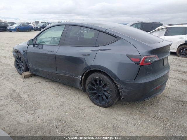 Tesla Model Y 2022 7SAYGDEE2NF488213 Image 3