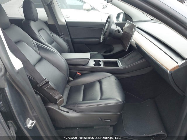 Tesla Model Y 2022 7SAYGDEE2NF488213 Image 5