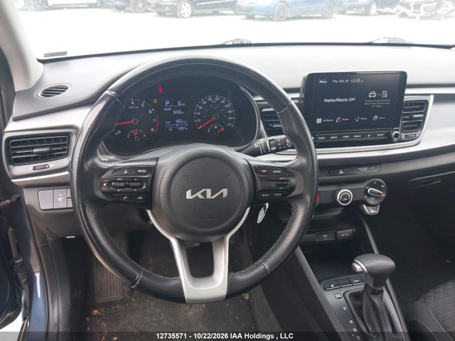 12735571 :رقم المزاد ، 3KPA25AD1NE497121 vin ، 2022 Kia Rio S مزاد بيع