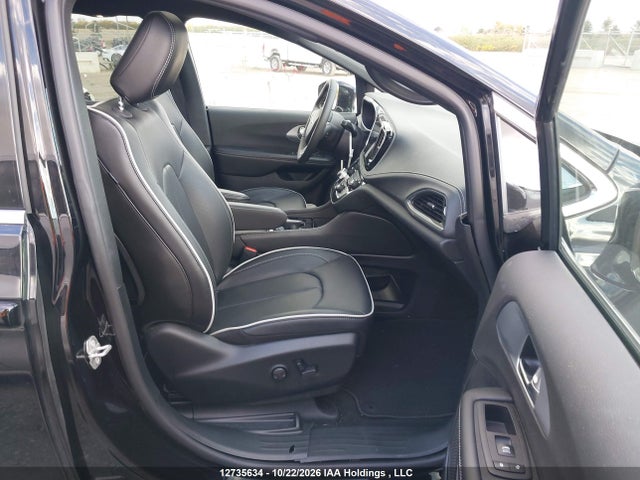 Auction sale of the 2026 Chrysler Pacifica Limited, vin: 2C4RC1GG5TR279236, lot number: 12735634