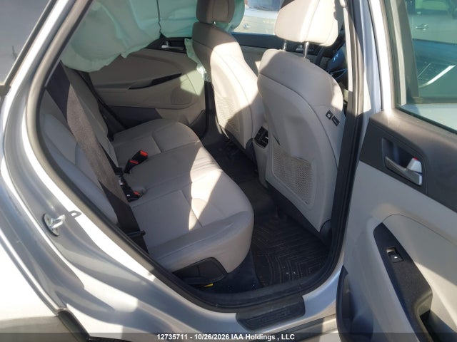 Hyundai TUCSON SE 2017 KM8J23A41HU486528 Image 8