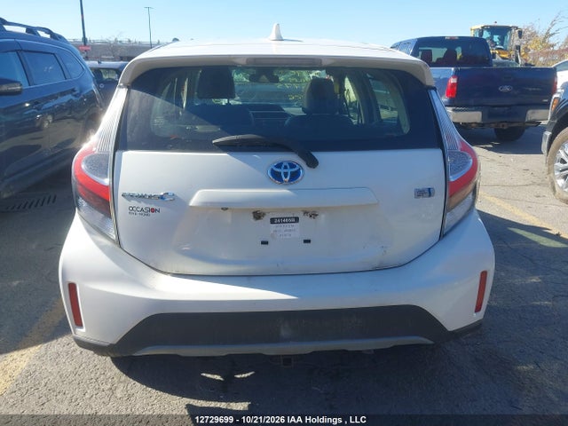 JTDKDTB31J1616775 Toyota Prius C Technology