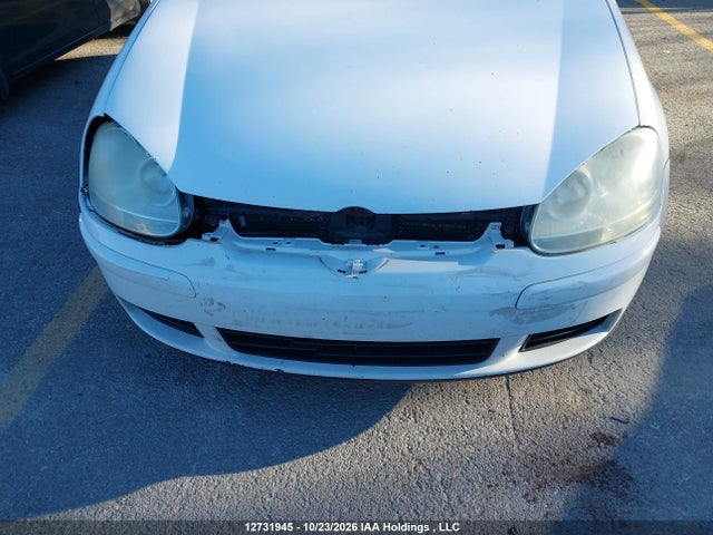 2008 Volkswagen Rabbit 5-door Trendline მანქანა იყიდება აუქციონზე, vin: WVWCA71K58W231018, აუქციონის ნომერი: 12731945