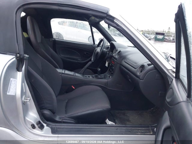 2001 Mazda Mx-5 Miata 1.8 მანქანა იყიდება აუქციონზე, vin: JM1NB353X10206173, აუქციონის ნომერი: 12699467