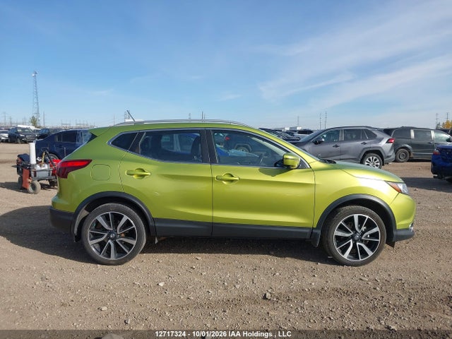 JN1BJ1CR5HW114805 Nissan Qashqai S/sl/sv