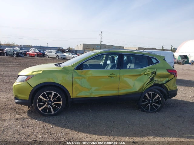JN1BJ1CR5HW114805 Nissan Qashqai S/sl/sv