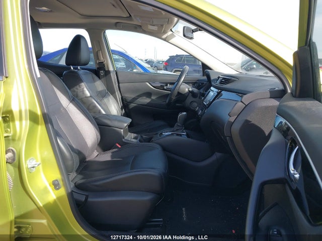 JN1BJ1CR5HW114805 Nissan Qashqai S/sl/sv