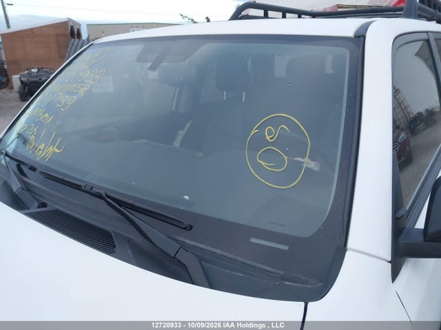 Toyota 4RUNNER SR5 2016 JTEBU5JRXG5281739 Image 17