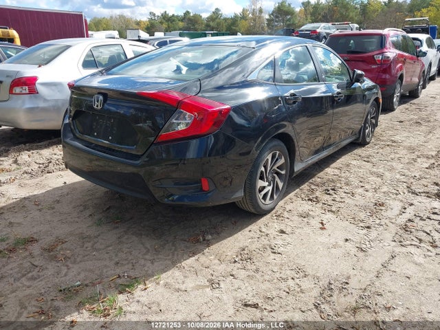 Honda Civic Ex 4dr 2018 2HGFC2F88JH027018 Image 4