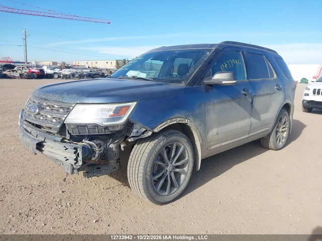 Ford EXPLORER XLT 2019 1FM5K8D83KGB18533 Image 2