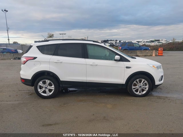 Ford ESCAPE SE 2017 1FMCU9GD4HUD21666 Image 13
