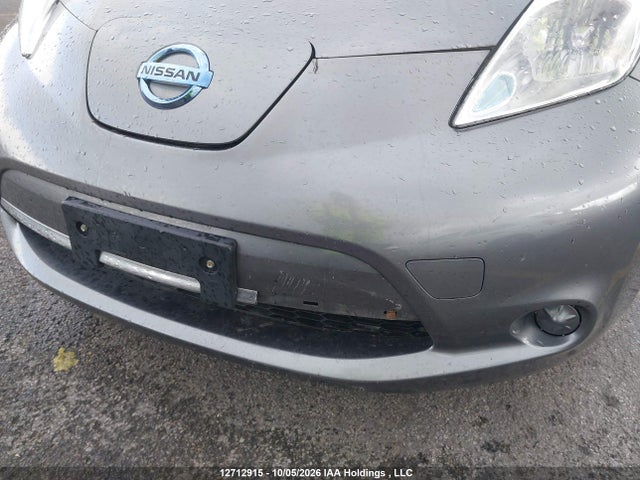 1N4AZ0CP1FC309427 Nissan LEAF S