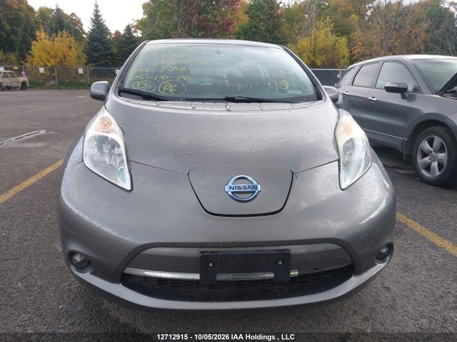 1N4AZ0CP1FC309427 Nissan LEAF S