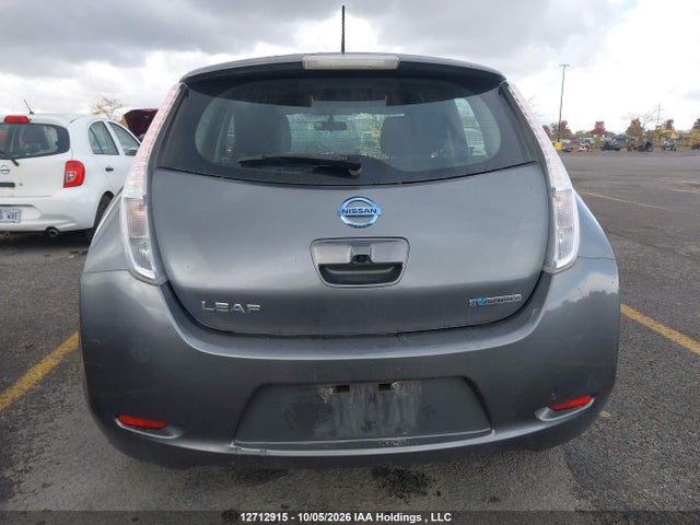 1N4AZ0CP1FC309427 Nissan LEAF S