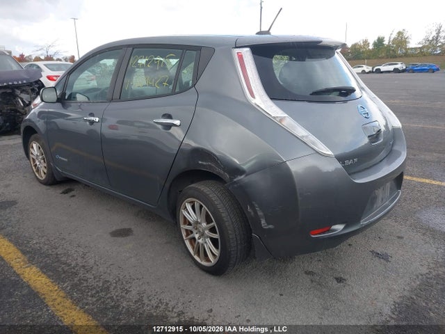 1N4AZ0CP1FC309427 Nissan LEAF S