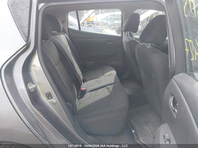 1N4AZ0CP1FC309427 Nissan LEAF S
