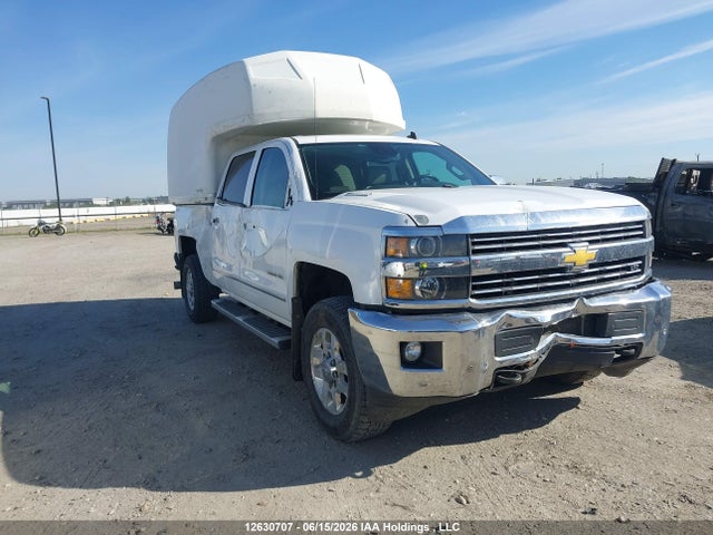 2015 1GC1KWE86FF102182 main image