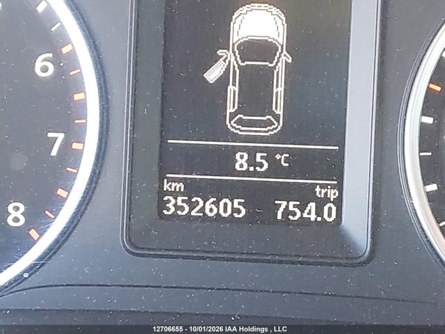 Volkswagen Tiguan 2017 WVGLV7AX1HW507576 Image 16