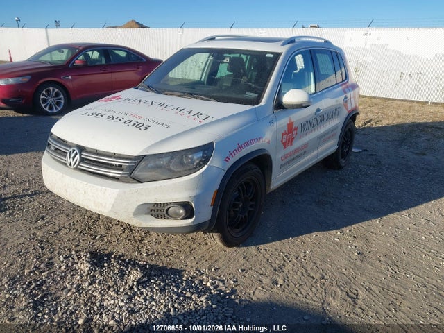Volkswagen Tiguan 2017 WVGLV7AX1HW507576 Image 2