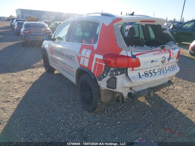 Volkswagen Tiguan 2017 WVGLV7AX1HW507576 Image 3