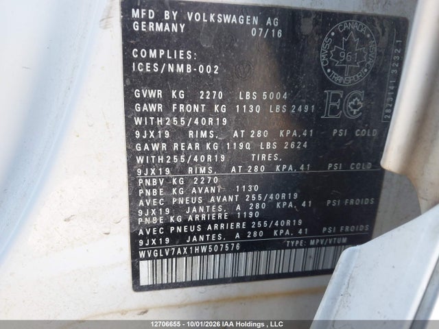 Volkswagen Tiguan 2017 WVGLV7AX1HW507576 Image 9