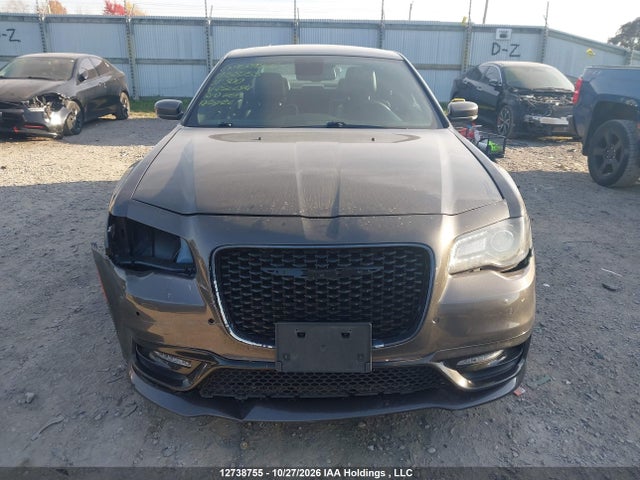 Продажа на аукционе авто 2022 Chrysler 300 S, vin: 2C3CCAGG4NH256694, номер лота: 12738755