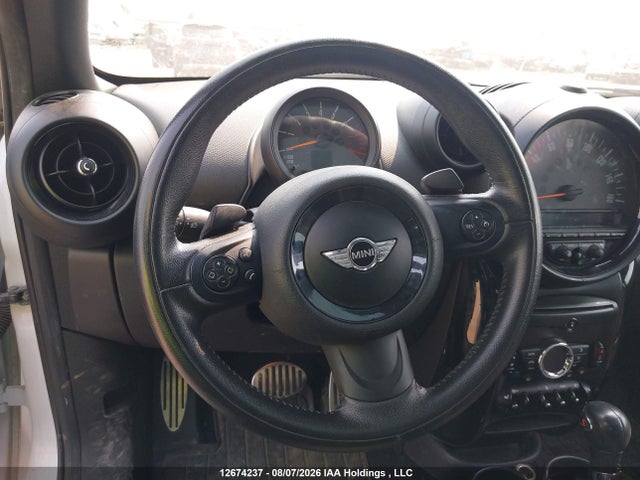 Mini Countryman Cooper S 2015 WMWZC5C54FWP48207 Image 17