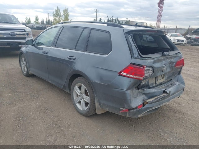 3VW717AU8JM759643 Volkswagen Golf Sportwagen 1.8 Tsi Comfortline/1.8 Tsi Trendline