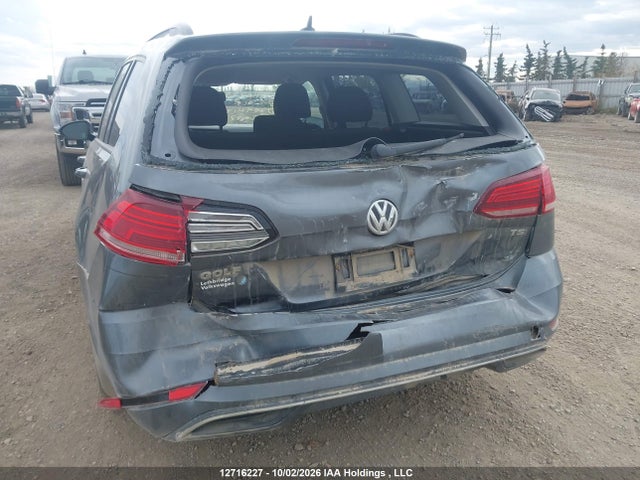 3VW717AU8JM759643 Volkswagen Golf Sportwagen 1.8 Tsi Comfortline/1.8 Tsi Trendline