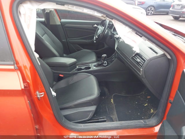3VWE57BU3KM061579 Volkswagen Jetta 1.4 Tsi Highline