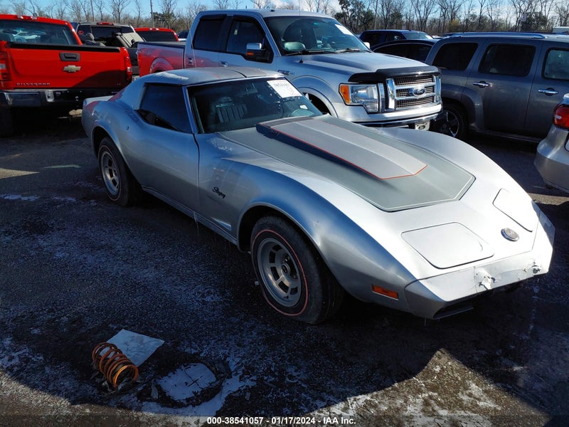 1972 Chevrolet Corvette   Серебряный vin: 00001Z37T4S414265