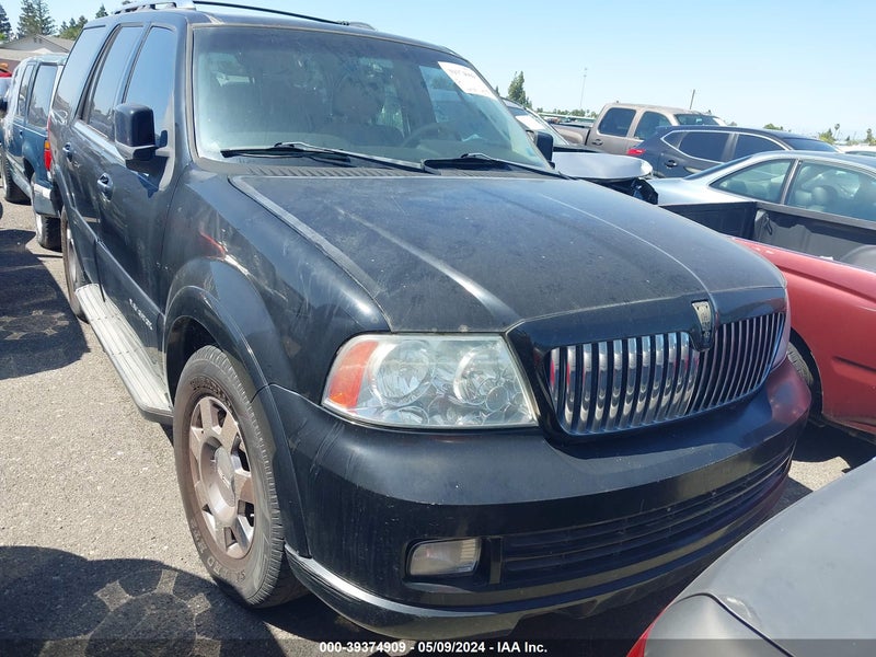 2005 Lincoln Navigator   vin: 5LMFU28535LJ05348