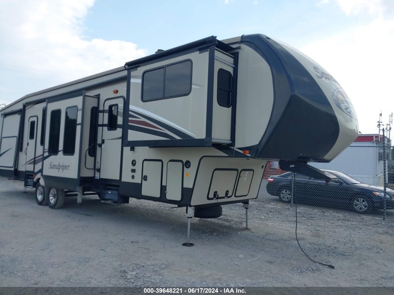 2018 Forest River Sandpiper   Бежевый vin: 4X4FSAP25JJ035723